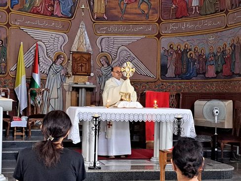 Wie Papst Franziskus den Christen von Gaza Mut zuspricht: Anrufe aus dem Vatikan