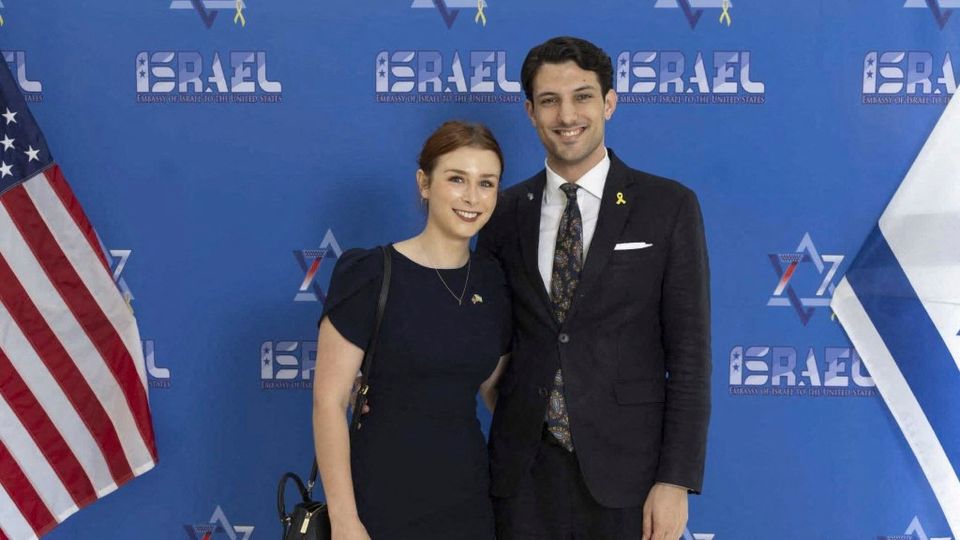 Anschlag in Washington, D.C.: Getöteter israelischer Botschaftsmitarbeiter hatte auch deutschen Pass Anschlag in Washington, D.C.: Getöteter israelischer Botschaftsmitarbeiter hatte auch deutschen Pass
