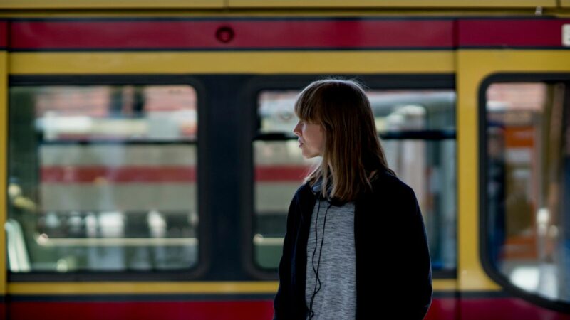 BVG, HVV, MVV: Können Frauenabteile U- und S-Bahnen sicherer machen?