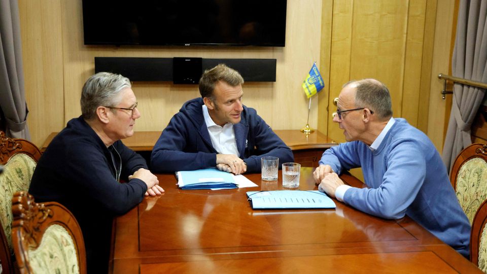 Krieg in der Ukraine: Friedrich Merz ist zusammen mit Emmanuel Macron und Keir Starmer unterwegs nach Kyjiw Krieg in der Ukraine: Friedrich Merz ist zusammen mit Emmanuel Macron und Keir Starmer unterwegs nach Kyjiw
