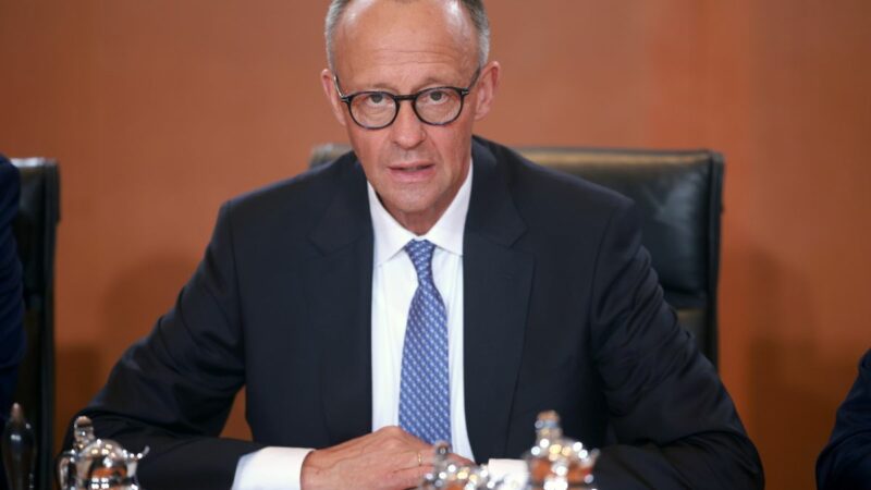News zur Koalition von CDU, CSU, SPD: Friedrich Merz will Donald Trump von mehr Freihandel überzeugen