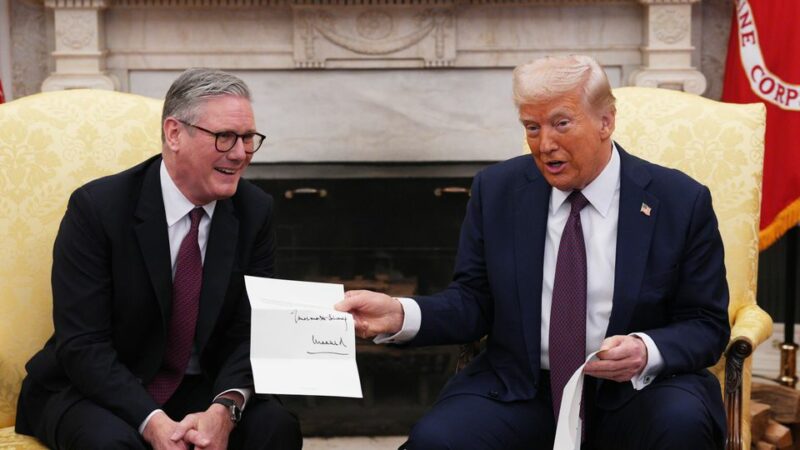 Zolldeal zwischen UK und USA: Der Coup des Schmeichlers-in-Chief