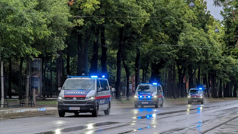 Graz in Österreich: Großeinsatz an Schule läuft