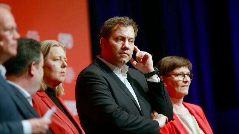 SPD-Parteitag: Wehrpflicht, Israel und Mindestlohn – die großen Streitthemen in Berlin