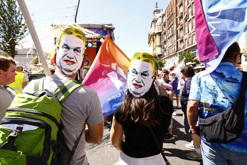 Ungarn: Zehntausende trotzen Verbot bei Pride-Parade in Budapest